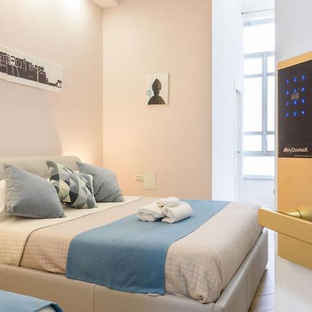 Domus Angioina Bed and Breakfast Napels Buitenkant foto